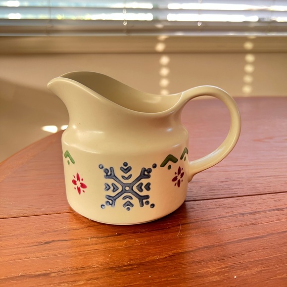 Pfaltzgraff Nordic Christmas Gravy server - Picture 4 of 8